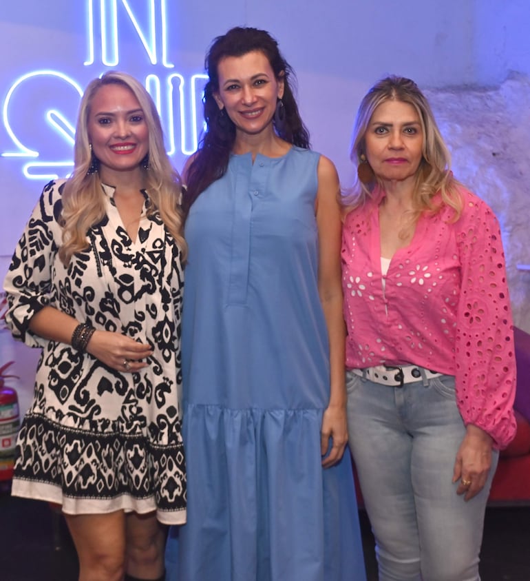 Silvia Rojas, Carina Daher y Raquel Riego.