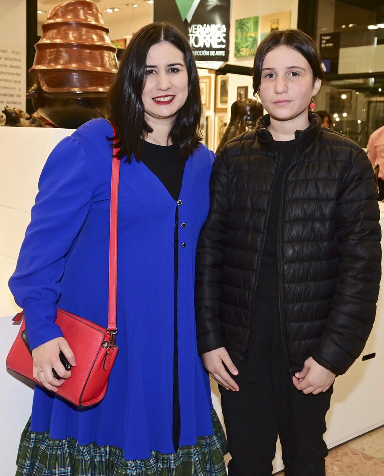 Lourdes Franco y Constanza Sánchez.