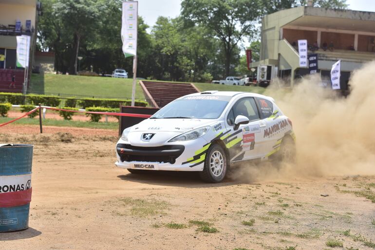 En la Clase RC4A, al mando de este Peugeot 207, estará la dupla de Omar Benítez y Heinz Enns.