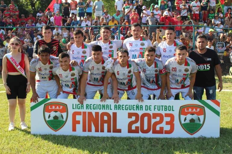 San Miguel, campeón de la Liga Aregüeña 2023: Sofía Aranda (reina),   Manuel Ricardo, Ignacio Núñez, Cristian Fernández, Cristóbal Coronel y Juan Domínguez, Atilio  Rodas, César Escobar, Víctor Cáceres , Diego Galeano, Luciano Estigarribia, Imanoel Jiménez y Álvaro Martínez (directivo).