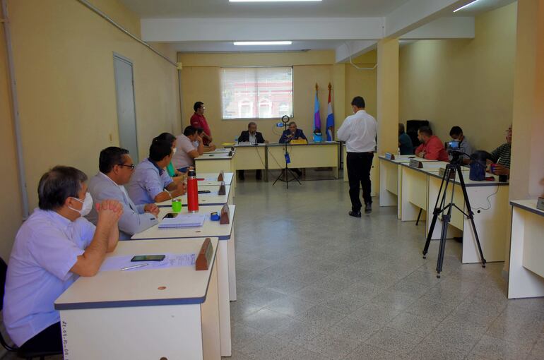 Junta Departamental de Guairá durante la sesión ordinaria de este martes.