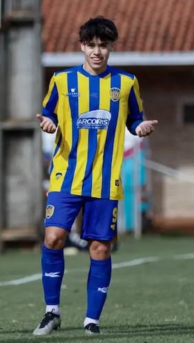Jorge Alejandro Irala Sánchez (17 años) viene de anotar dos goles en el empate entre Luqueño y Olimpia 2-2, en la  categoría Sub 17.