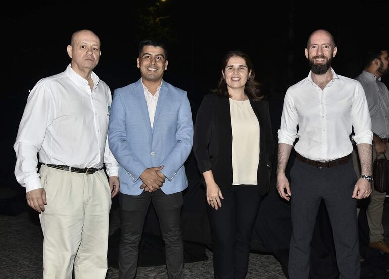 Aldo Estigarribia, David Storm, Rossana Duarte y Rodrigo Esteche.