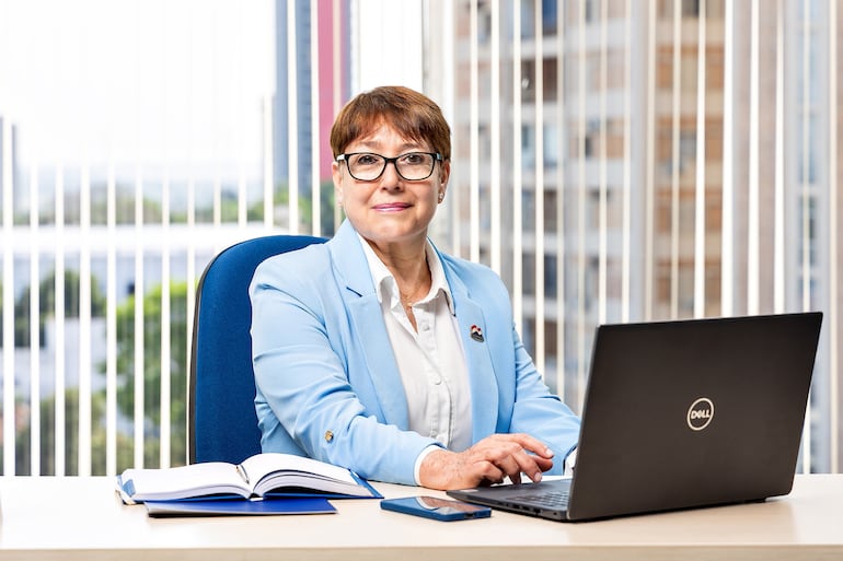 Doctora Luz Servián, jefa del Laboratorio.