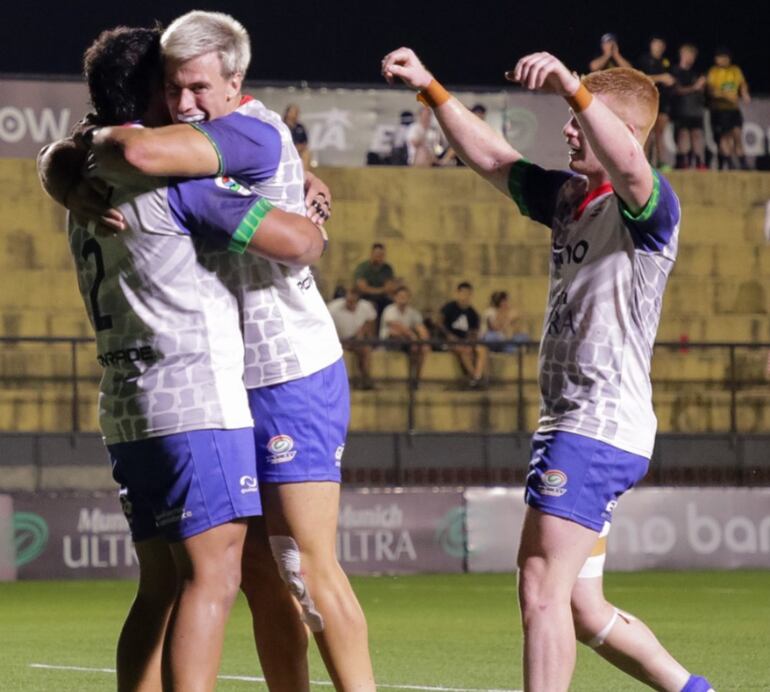 Festejo Yacaré el sábado con triunfo sobre Tarucas de Argentina. Foto: Super Rugby Américas.