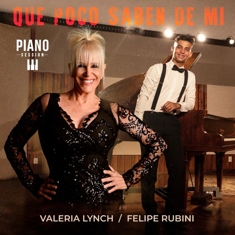 Valeria Lynch y el pianista Felipe Rubini.