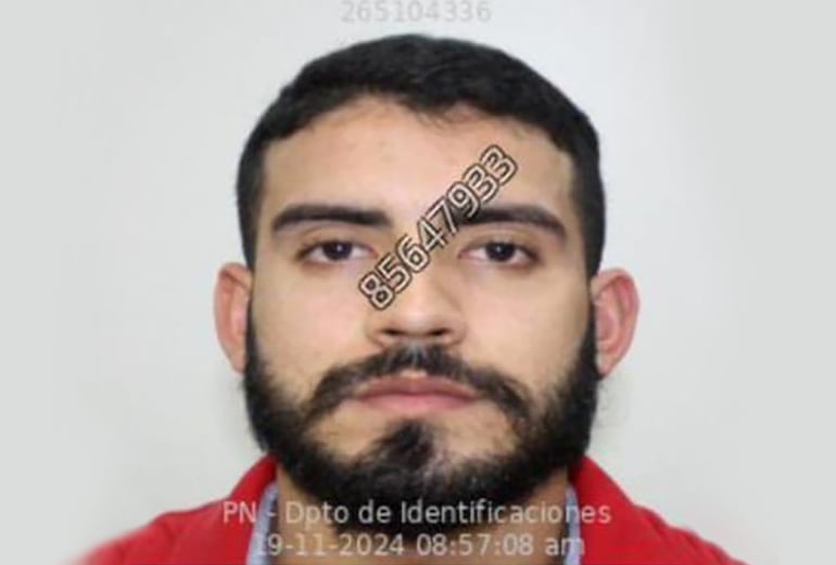 El agente especial auxiliar Víctor Alejandro Miguel Barreto Cárdenas, de la Senad, fue detenido.