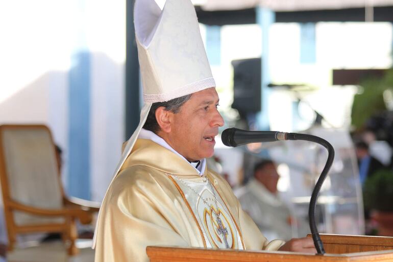 Momento de la homilía que pronunció hoy Mons. Miguel Ángel Cabello.