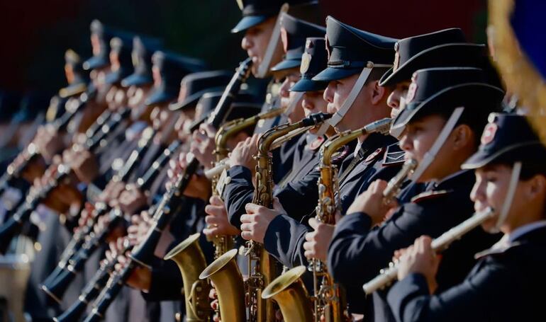 Acto oficial de toma de mando del comandante interino Carlos Benítez.