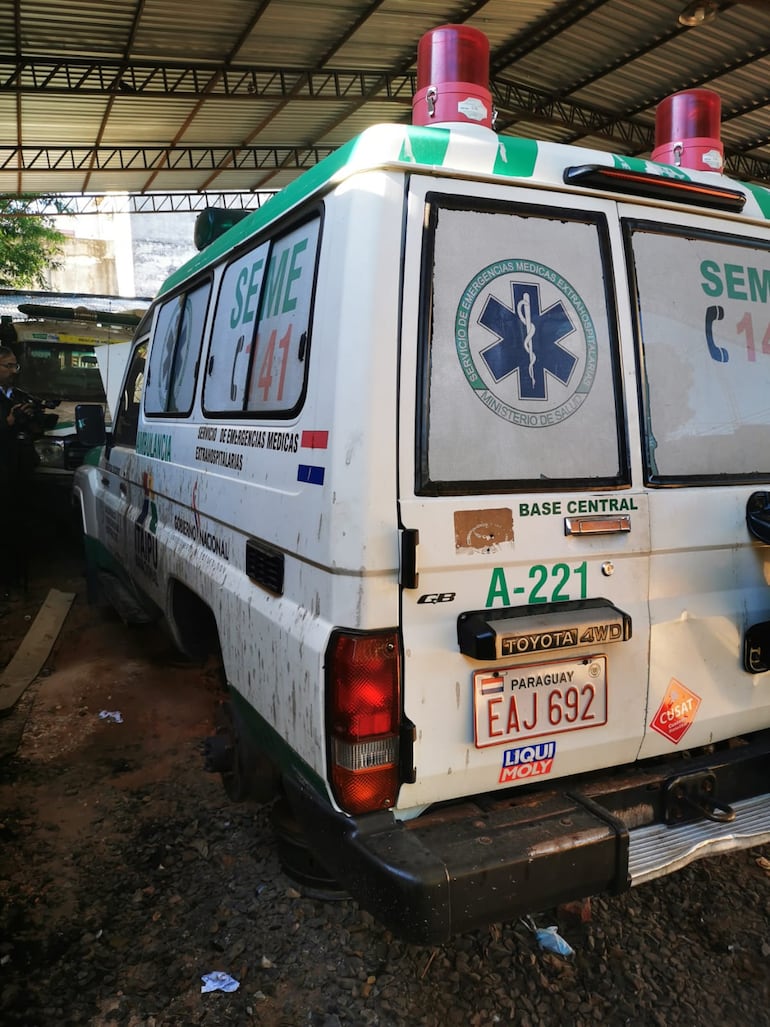 Ambulancias del SEME, inoperativas.