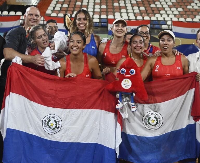 Equipo uno de vóley de playa de Paraguay clasificó a los juegos olímpicos de Francia.