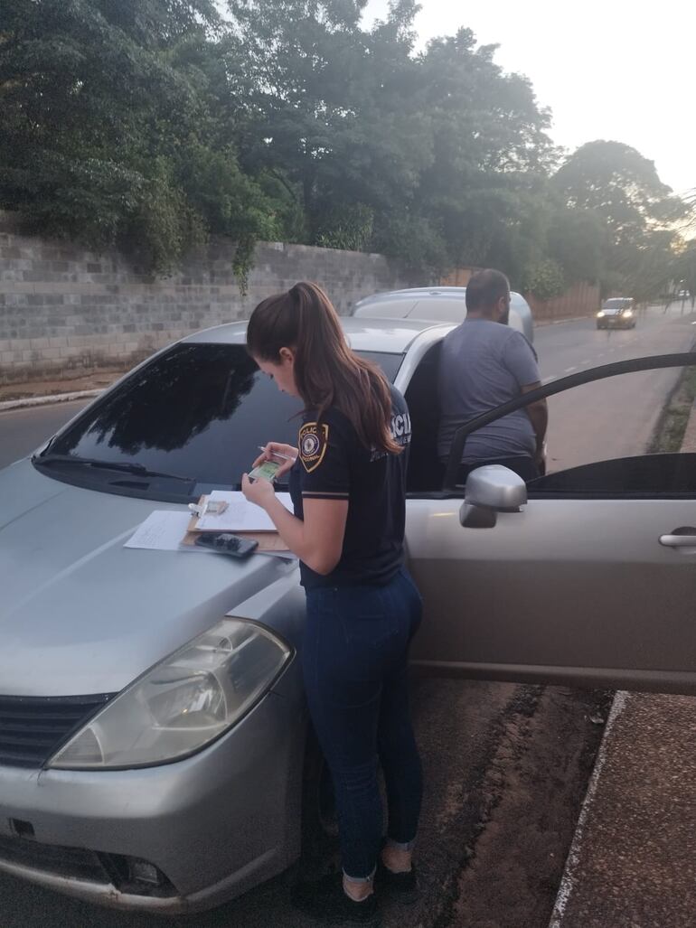 Evidencias incautadas en caso de proxenetismo y abuso sexual infantil en San Lorenzo.