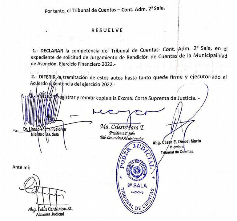 Facsímil de parte resolutiva del Tribunal de Cuentas Segunda Sala, que se declaró competente para juzgar la gestión de Óscar Nenecho Rodríguez.
