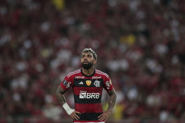 Gabriel Barbosa, futbolista de Flamengo, en el partido contra Olimpia por la ida de los octavos de final de la Copa Libertadores en el estadio Maracaná, en Río de Janeiro, Brasil.
