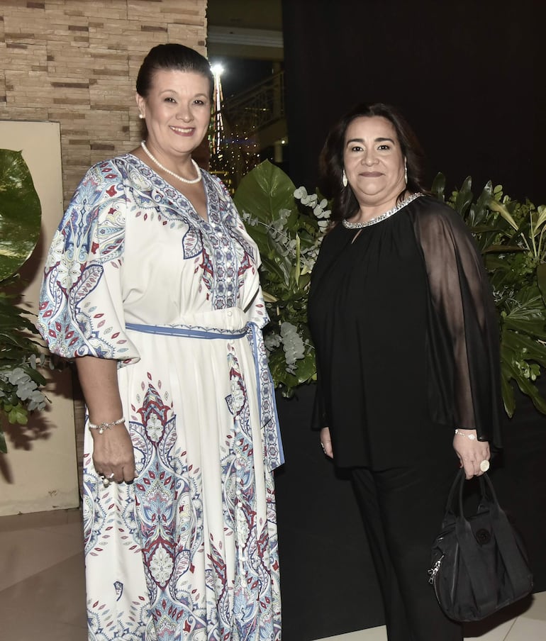 Miriam Paiva y Cristina Velázquez.