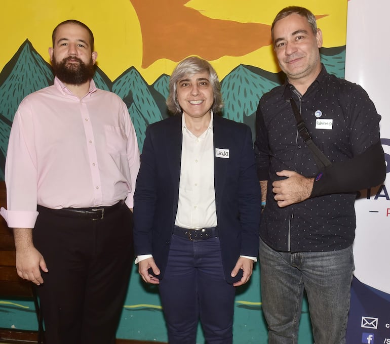 Sergio Jiménez, Linda Taiyen y Fabrizzio Zucchini.