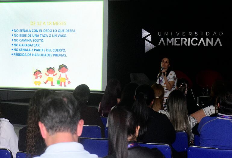 En la Universidad Americana se realiza hoy el encuentro internacional para abordar “El Autismo, una mirada diferente”.