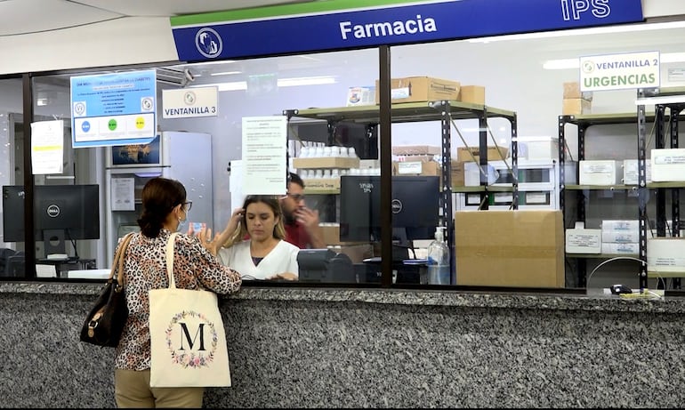 En IPS, las farmacias están desabastecidas y los pacientes deben costear medicamentos, algunos de elevado valor. 