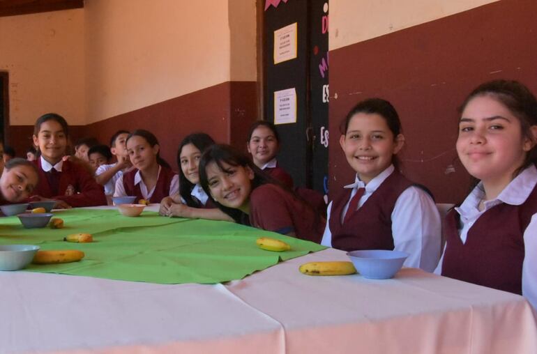 Desde la Gobernación de Misiones, prometen llegar hasta el ultimo día en la distribución del almuerzo escolar.