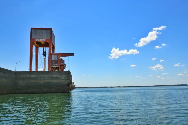 Río Paraná, zona de Itaipú. (gentileza).