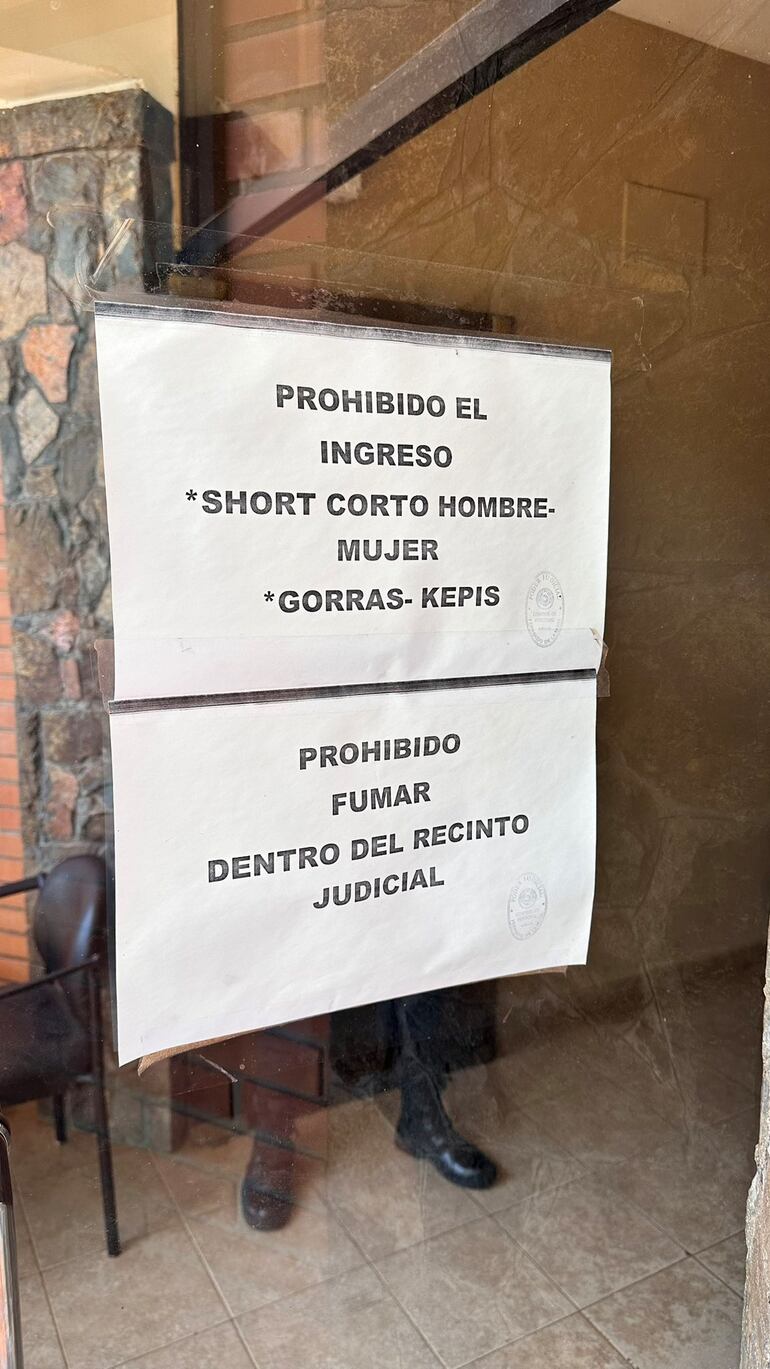 Restringen el ingreso a la sede de la Corte Suprema de Justicia de Fernando de la Mora por vestimenta.