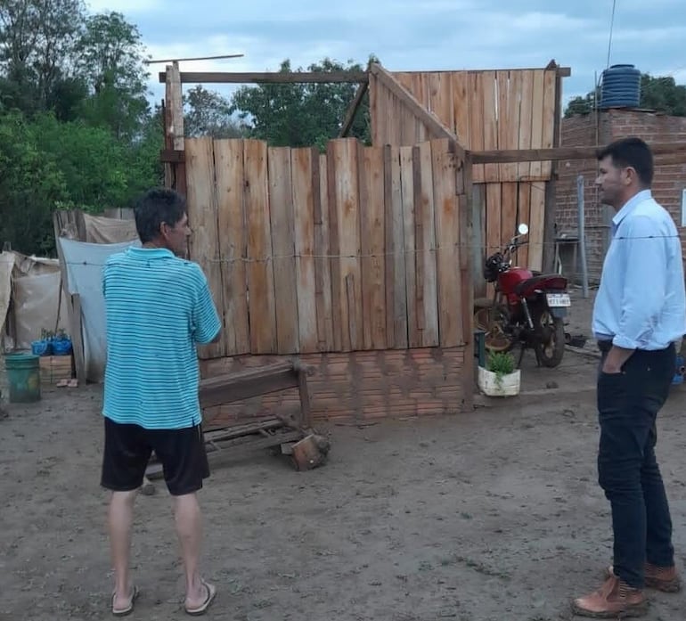 Una de las casas que quedó sin techo en Tavapy.