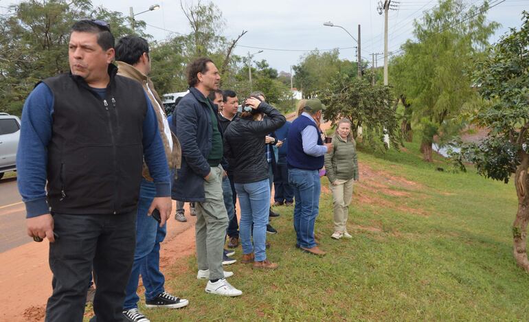 
Al término de la audiencia entre las autoridades, la comitiva realizó un recorrido de la zona donde se estaría realizando los primeros trabajos del proyecto.