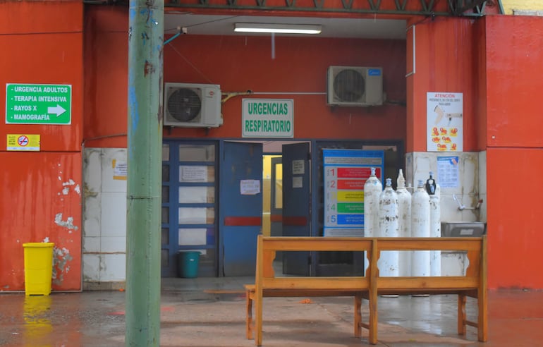 Fachada de la Urgencia Respiratorio del Hospital Regional de Villarrica.