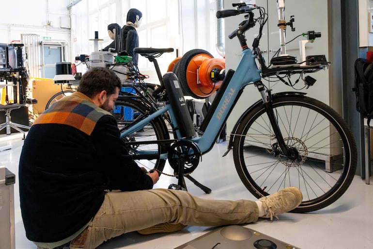 Denniz Goren, estudiante de robótica de la Facultad de Ingeniería Mecánica de la Universidad Tecnológica de Delft.