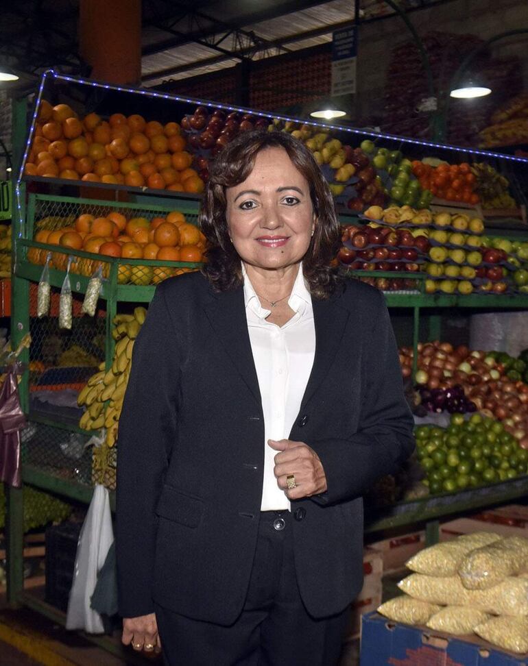 Blanca Aveiro, gerente general del Abasto SA.