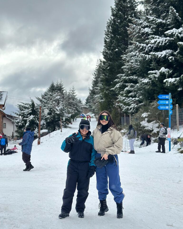 Melissa Quiñónez y su hijo Maximo están viviendo unas vacaciones soñadas. (Instagram/Melissa Quiñónez)