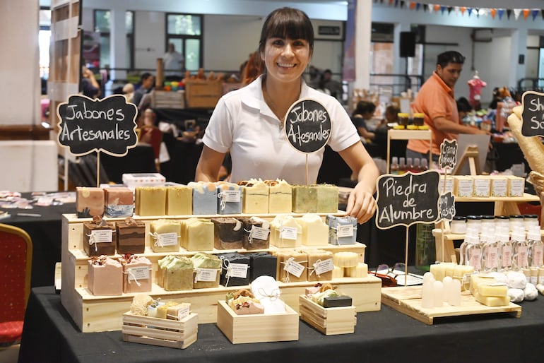 Emprendeshopping alberga a emprendedores de distintos puntos del país.