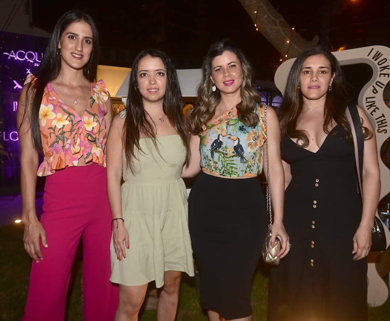 Ali Tillería, Liza Maidana, Tania Ljubetic y Rossana Morales.