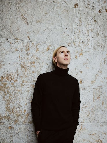 Richie Hawtin, el músico, DJ y productor británico, se presentará este sábado en el UMMA Multiespacio de Fernando de la Mora.