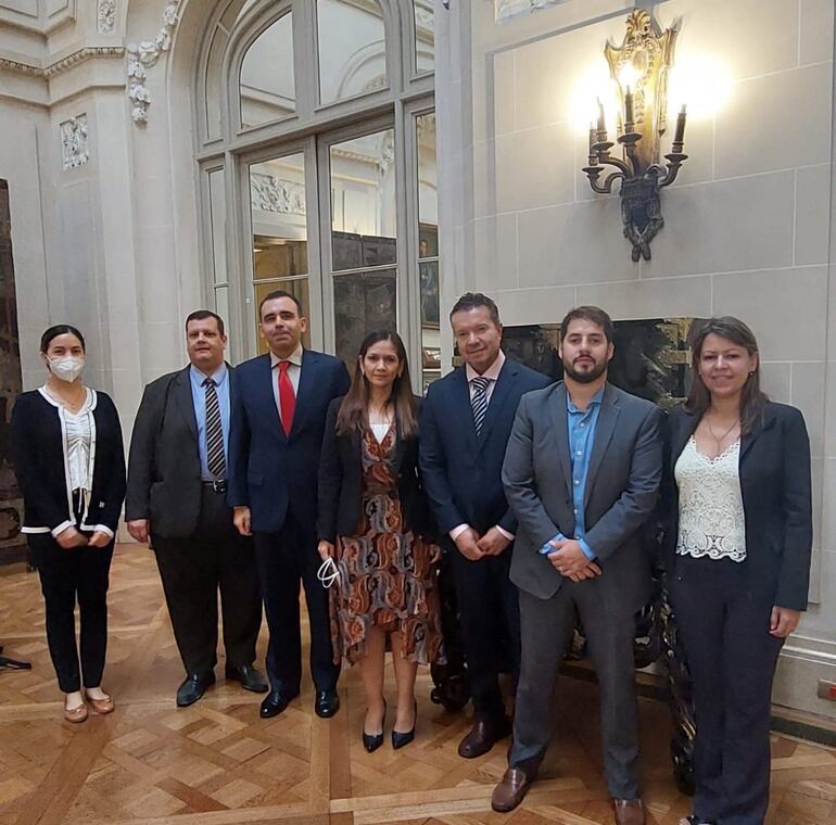 Delegación paraguaya que participó de los encuentros "cara a cara" con los evaluadores del Gafilat