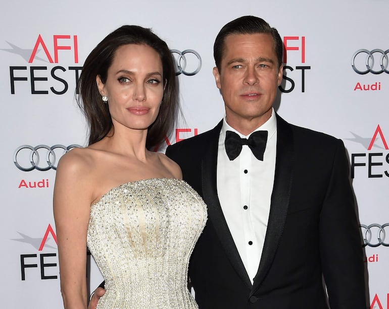 Angelina Jolie y Brad Pitt llegan a un acuerdo de divorcio tras una agria batalla legal de ocho años.