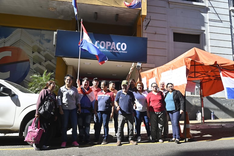 Manifestación de funcionarios de Copaco. Denunciaron varias irregularidades en el ente.