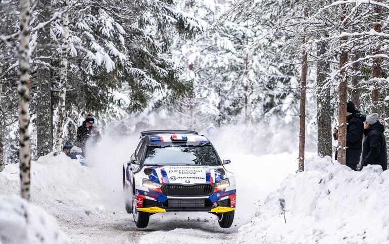 Fau Zaldívar, en la WRC2, culminó la competencia el año pasado.