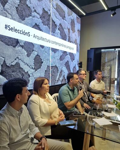 Pedro Ramírez, Marcia Duarte, Martín Nasta, Fredi Casco y Ramiro Meyer, el pasado viernes durante el lanzamiento de #Selección5.