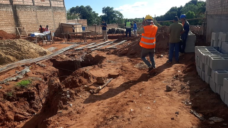 Obra donde se registró un derrumbe en Ñemby a raíz del cual murió un obrero.