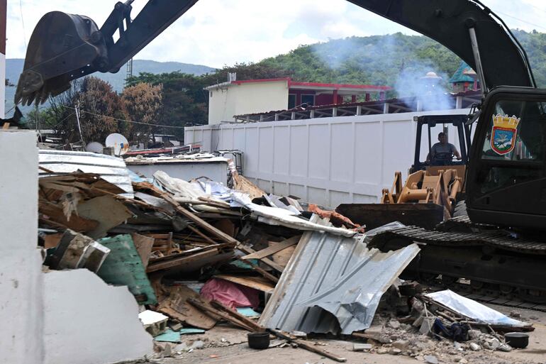 Derriban parte de la cárcel de Tocorón, en el estado Aragua, Venezuela.