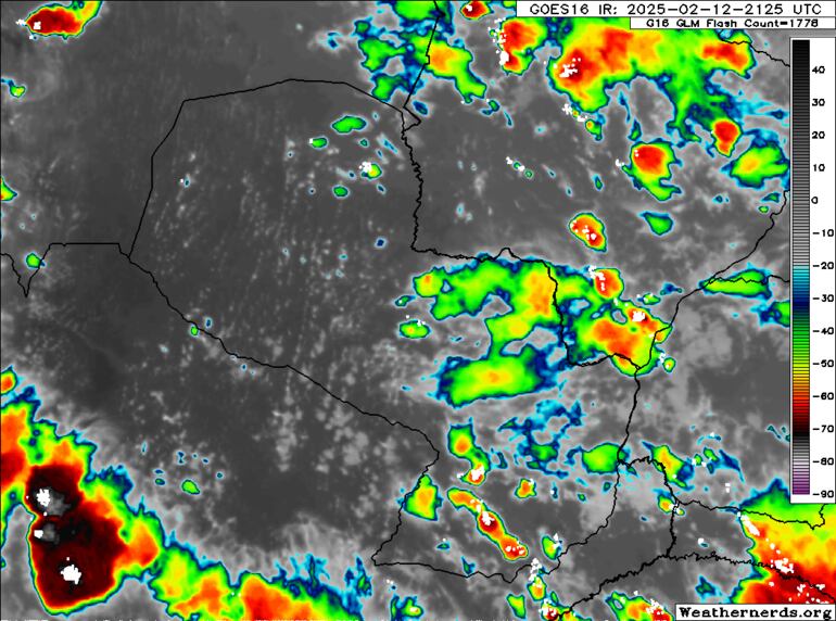 Núcleos de tormenta sobre ambas regiones del país.