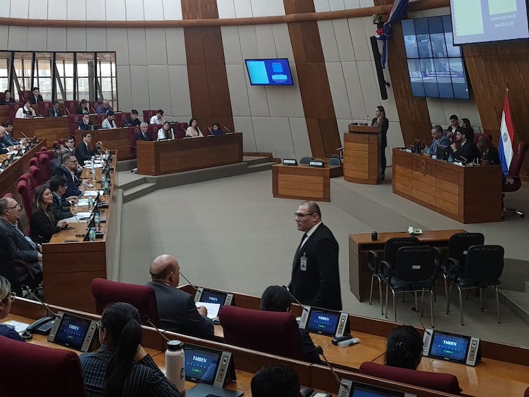 Audiencia en la Cámara de Diputados sobre modificaciones en la Ley de Educación Superior.