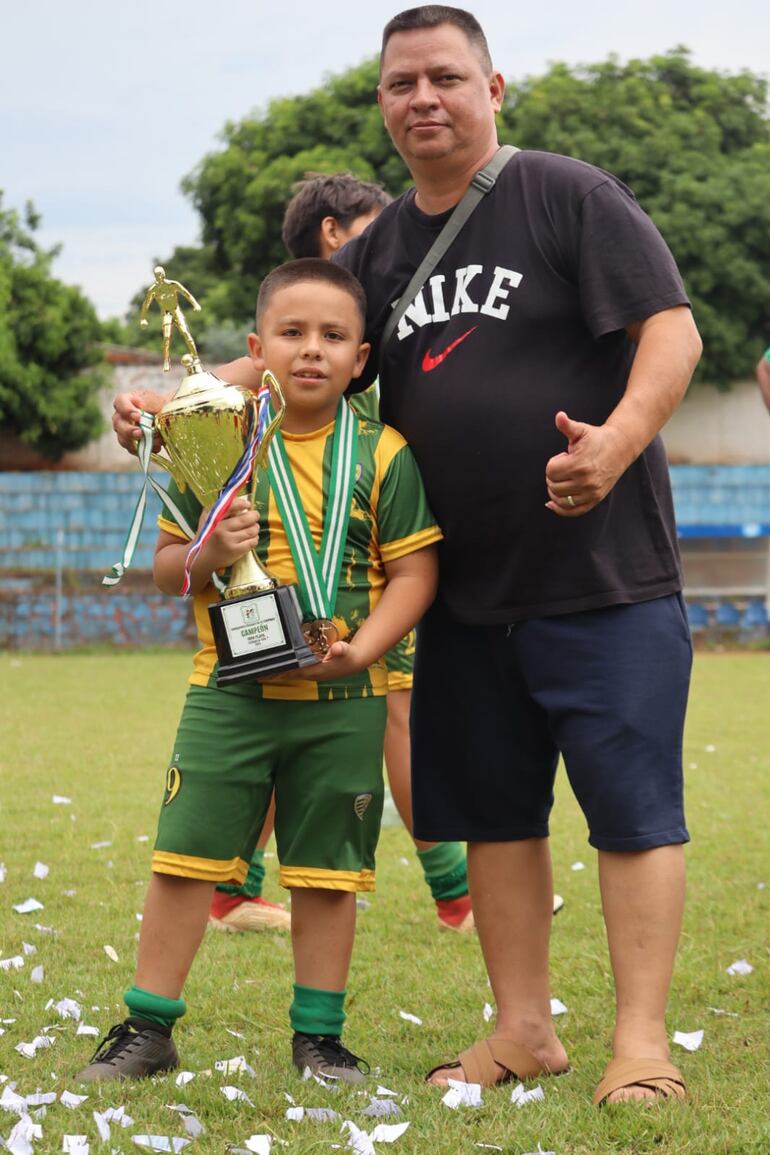 Santiago Garcete y Rafael Garcete, Atlético Juventud de J. Augusto Saldívar.