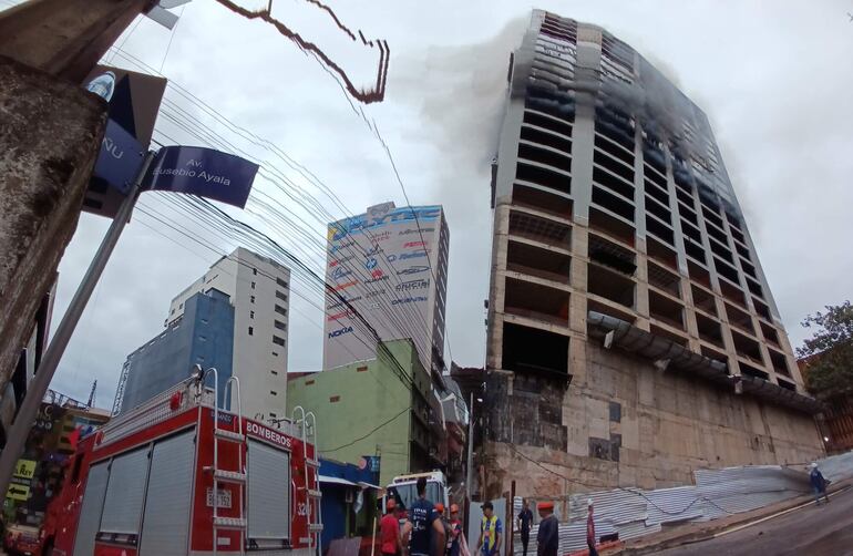 El fuego se inició el lunes pasado, antes del mediodía y se extinguió región en viernes en horas de la madrugada.