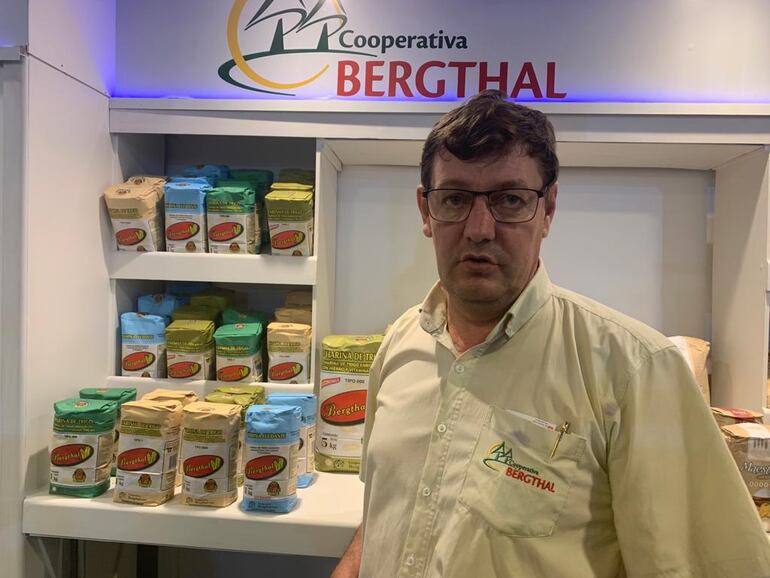 Willy Giesbrecht, de la industria molinera de la Cooperativa Berthal.