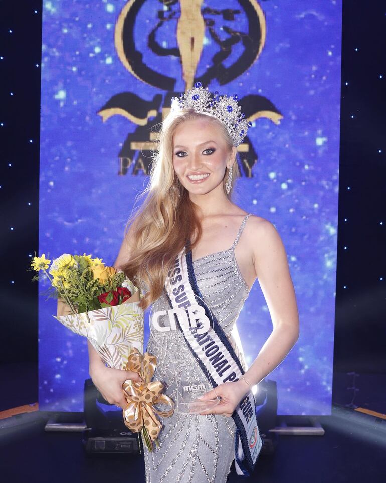 La joven oriunda de Ciudad del Este, Sofía Meyer, es la nueva Miss Supranational Paraguay.