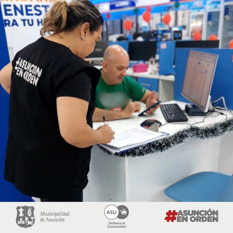 Verificación de la Municipalidad de Asunción sobre precios y promociones de comercios. (gentileza).