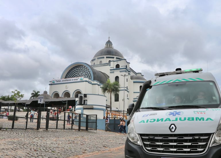 El Ministerio de Salud dispone de 45 ambulancias para el operativo Caacupé.