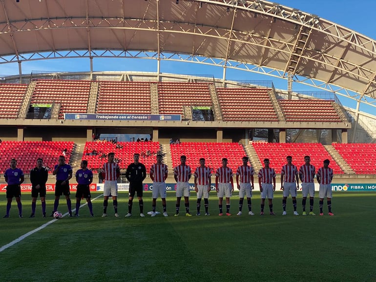 El once presentado por el seleccionador albirrojo, Aldo Duscher en el amistoso de ayer ante Ecuador. (Foto: APF)